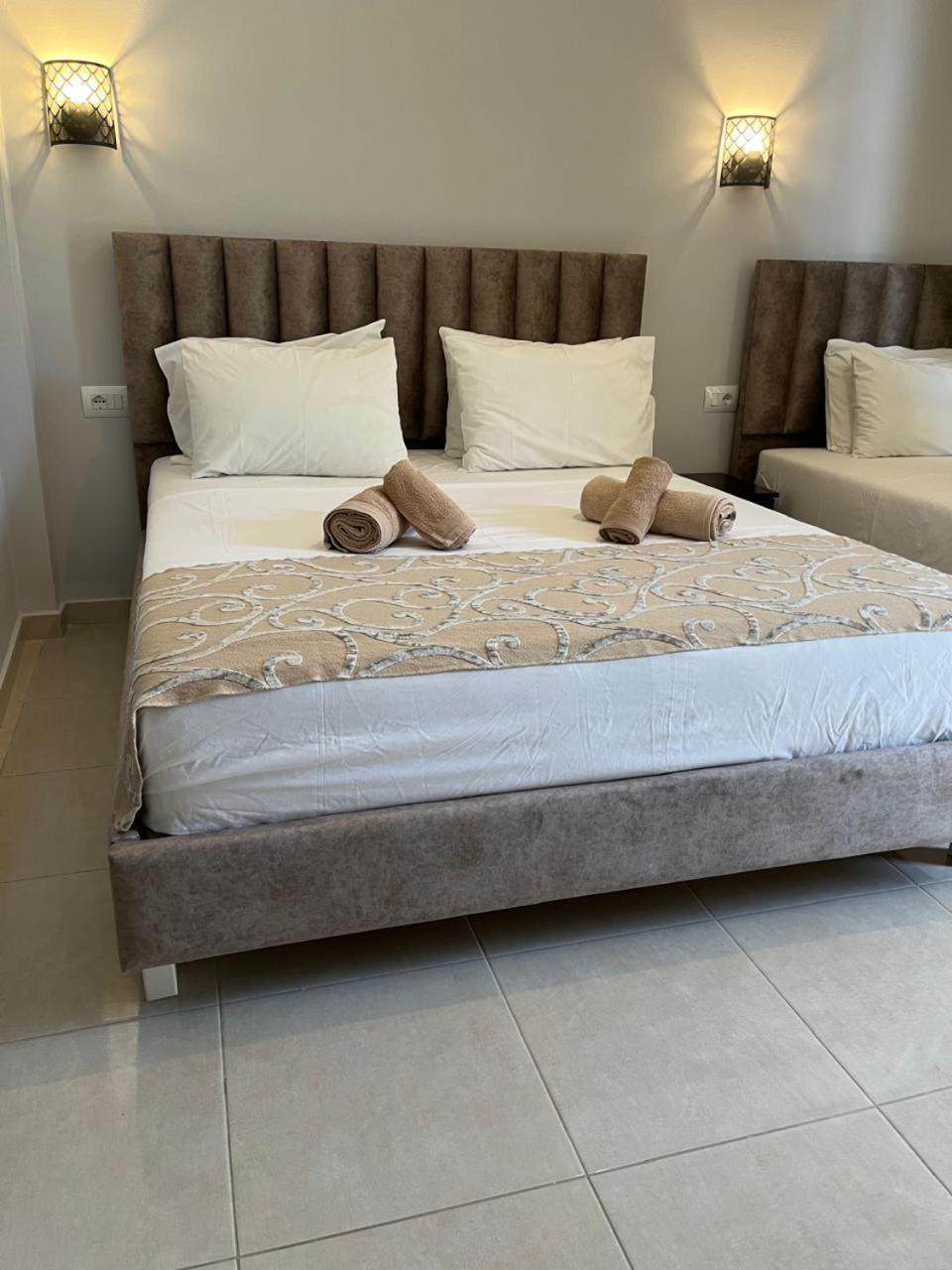 Bluemoon Suites Саранда Экстерьер фото