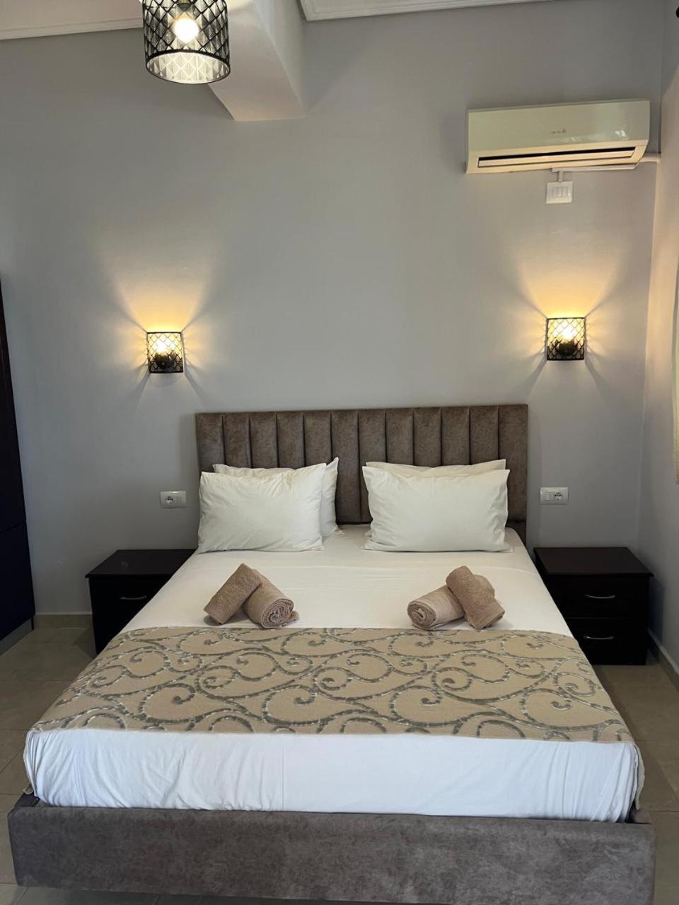 Bluemoon Suites Саранда Экстерьер фото